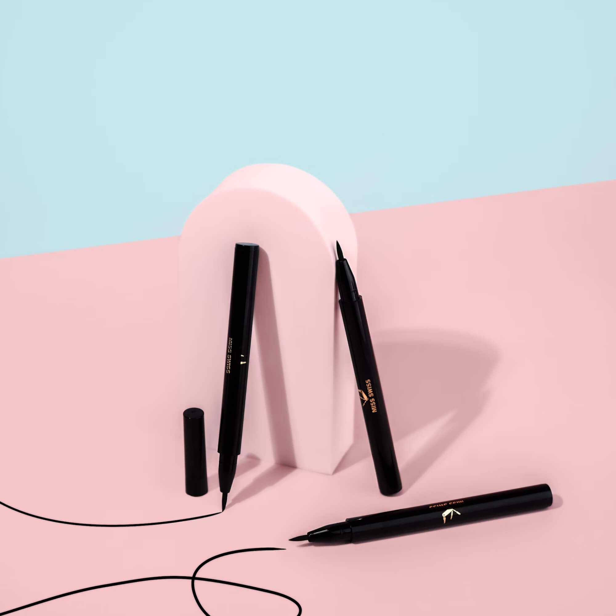 Line Liquid Liner